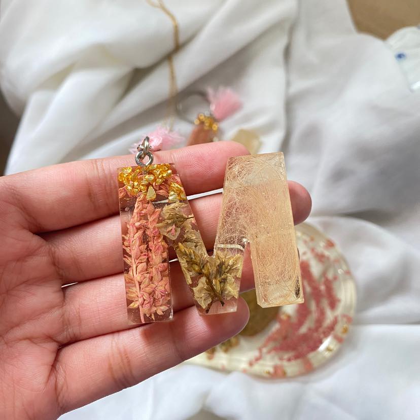 Initial / Number Resin Keychain
