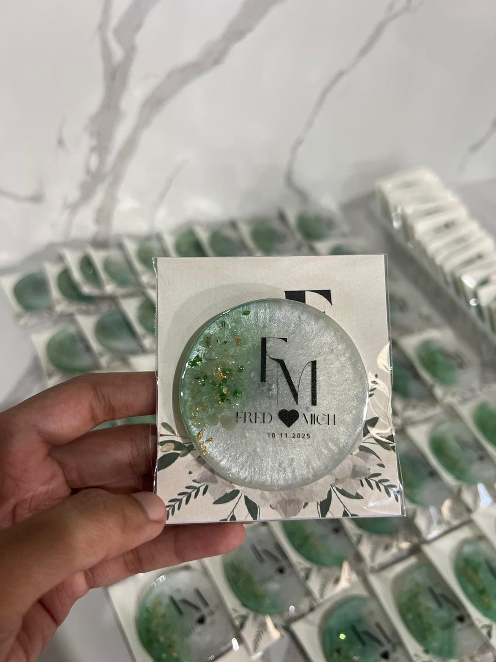 Circle Keychain & Ref Magnet