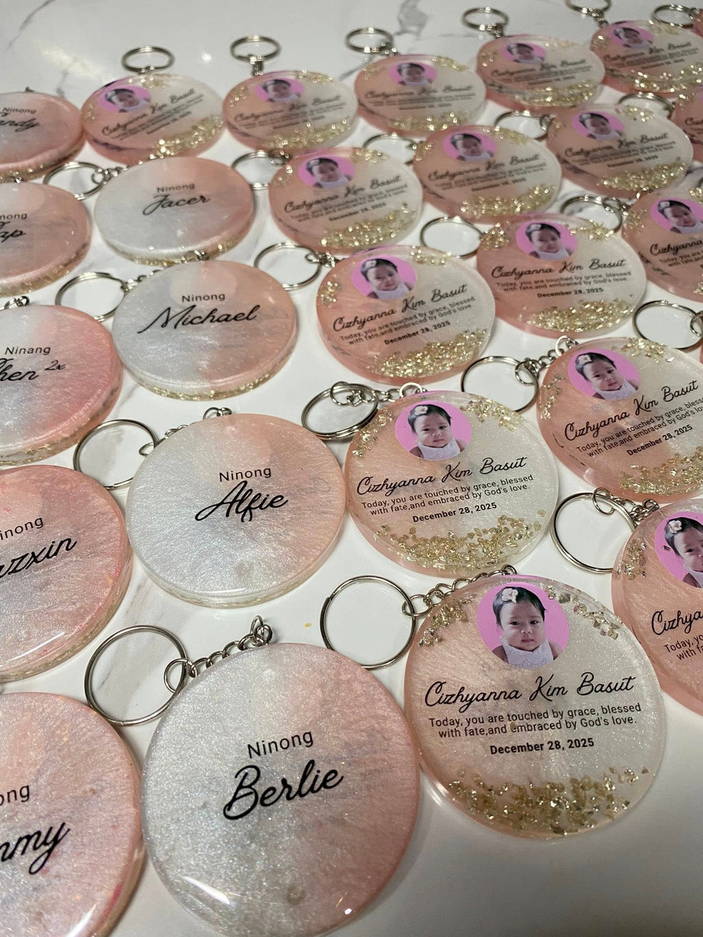 Circle Keychain & Ref Magnet