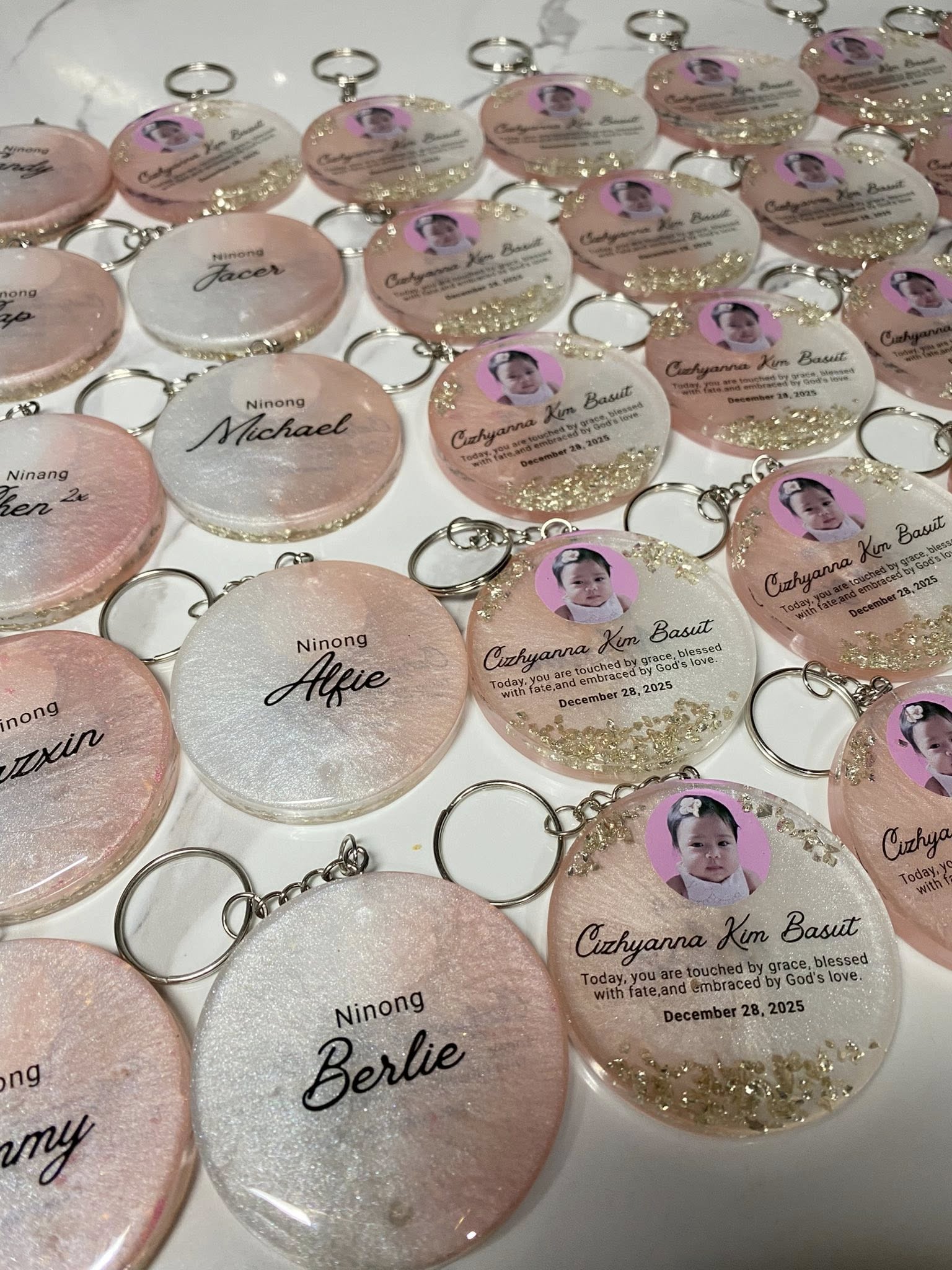 Circle Keychain & Ref Magnet